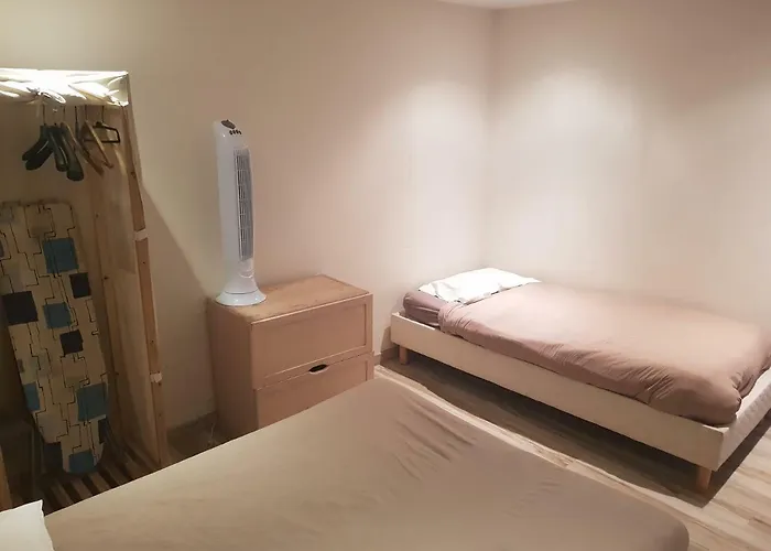 13 Rue De La Fontaine F11